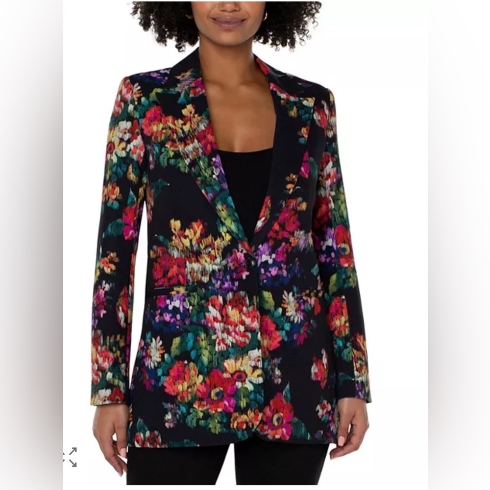 Bouquet floral print long boyfriend blazer. Size Medium